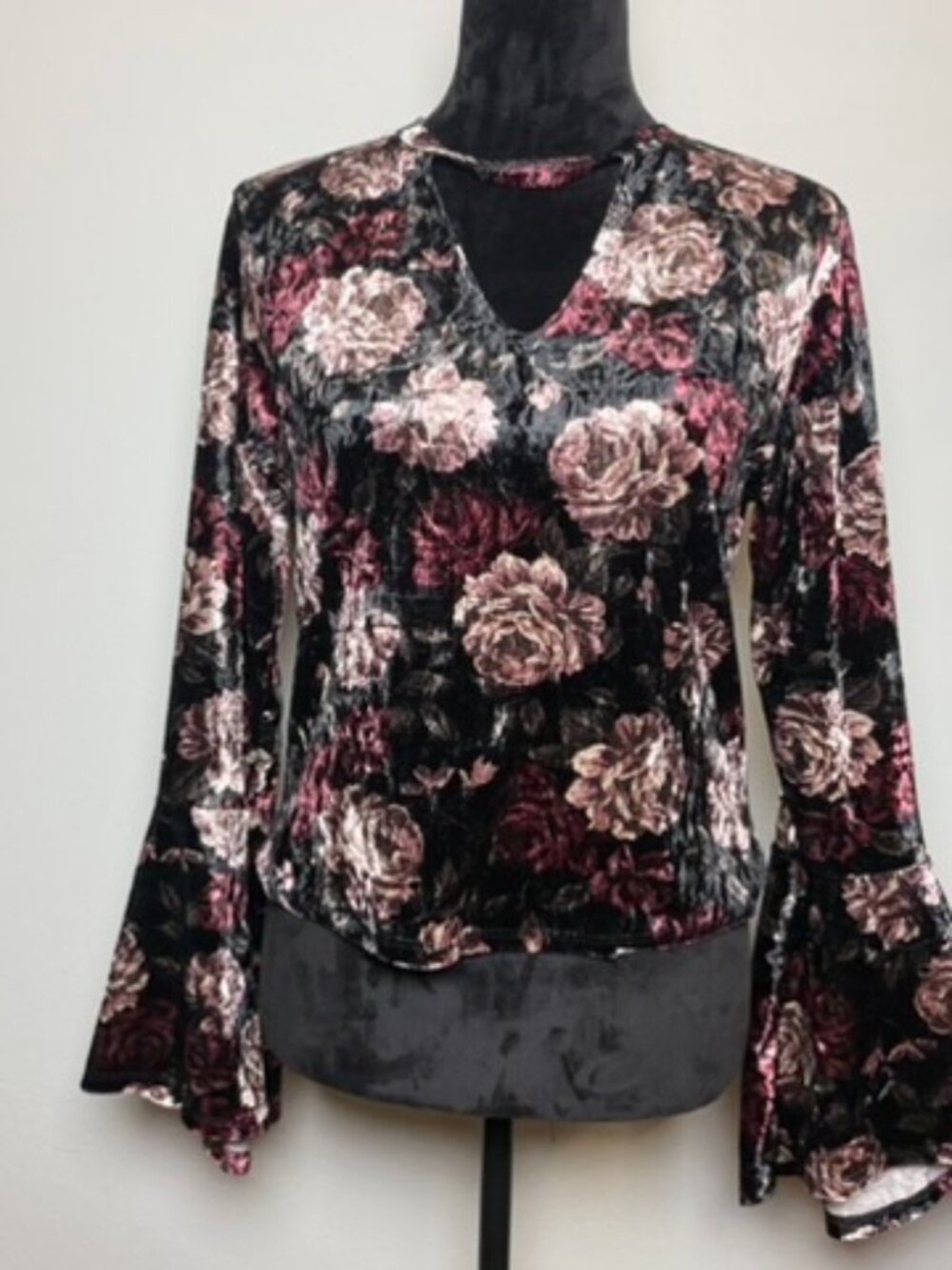 Boho Cottagecore Large Black Velvet Floral Bell Sleeve V-Neck Blouse Top